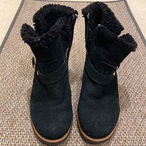 Tommy Hilfiger 7 Black Faux Suede Boots